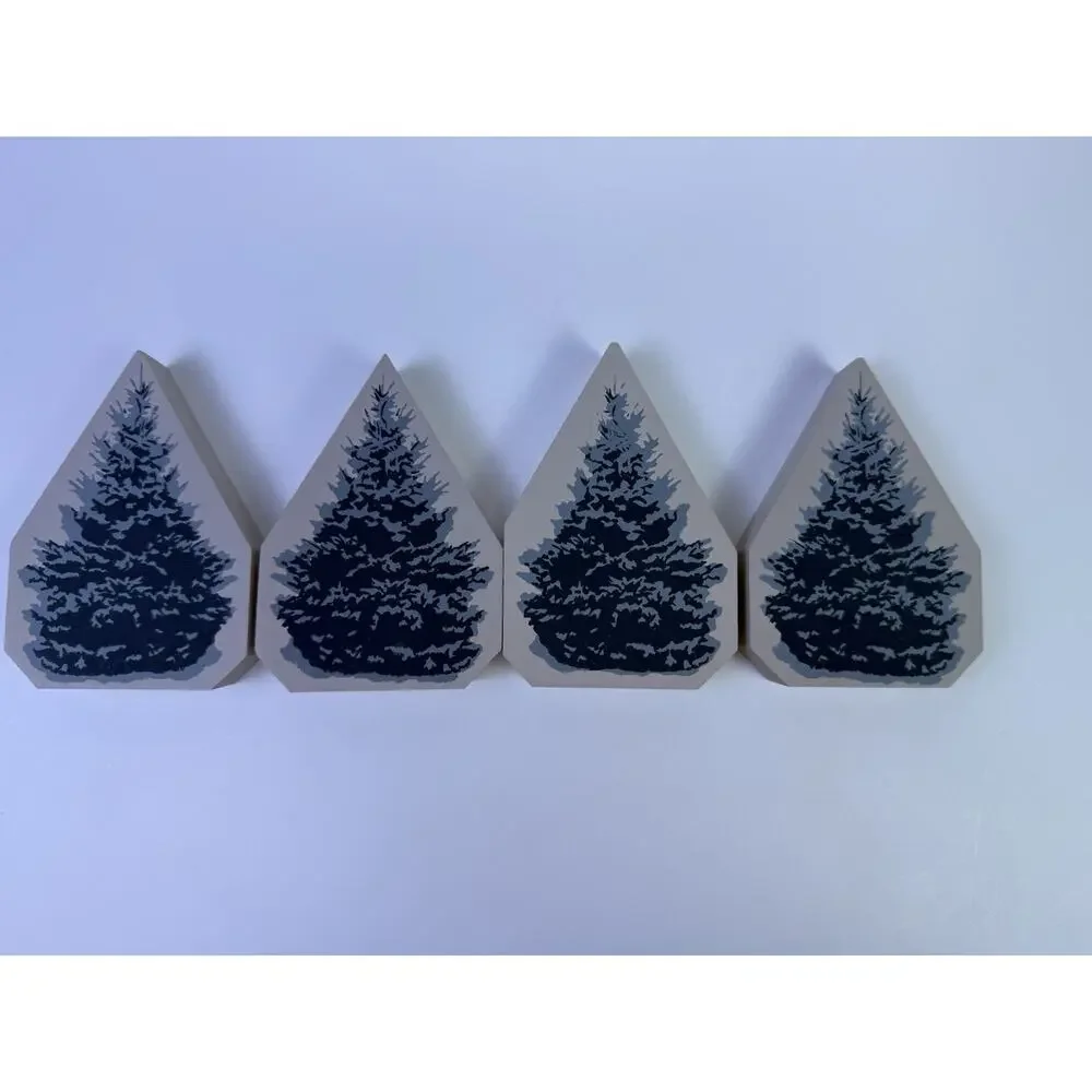 Cat’s Meow Set Of 4 Blue Spruce Wooden Village Accessory Winter Christmas Scene